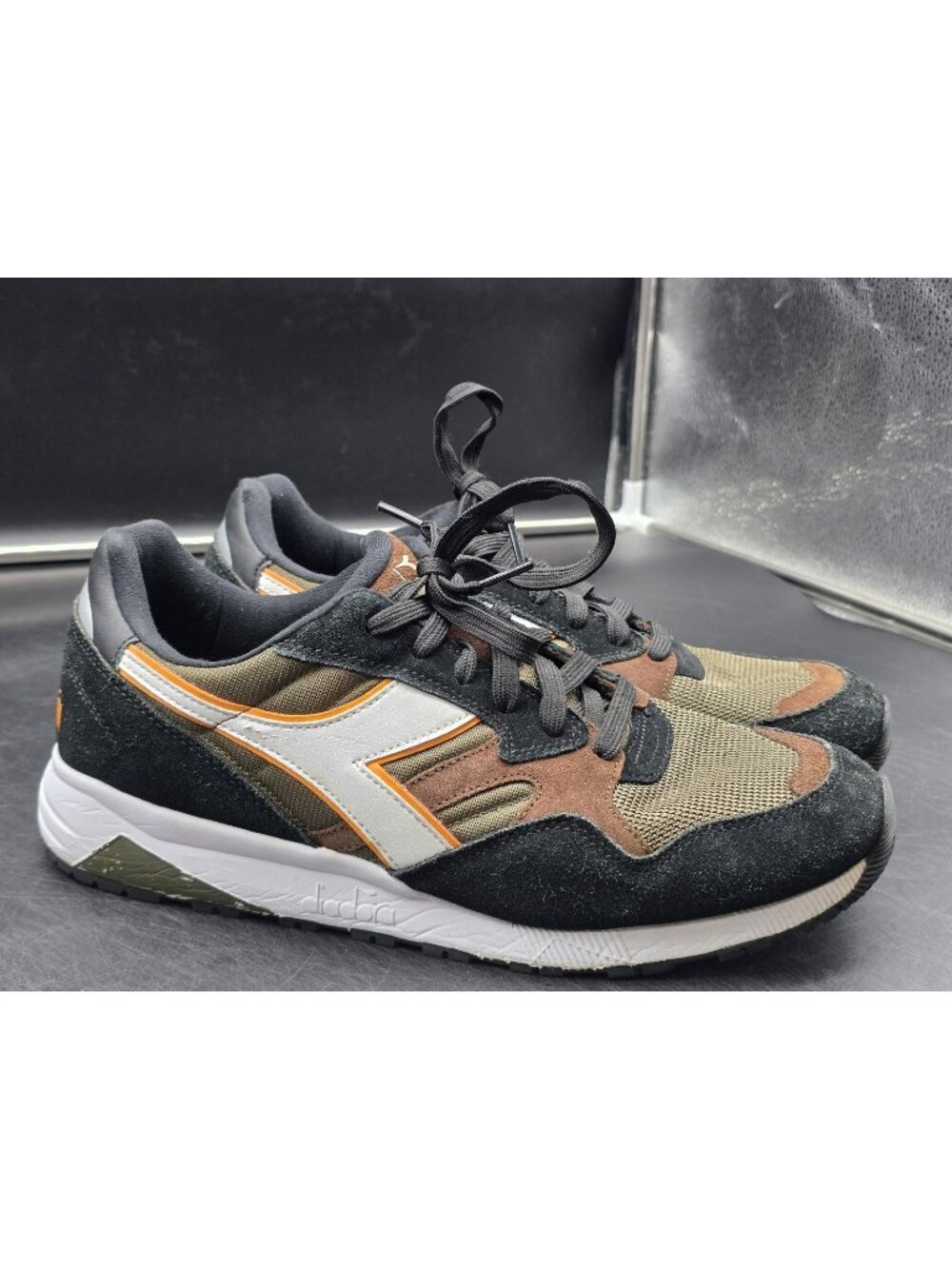 Diadora Shoes Mens Size 10 Multicolor Suede Damaged Running Sneakers 501.178559